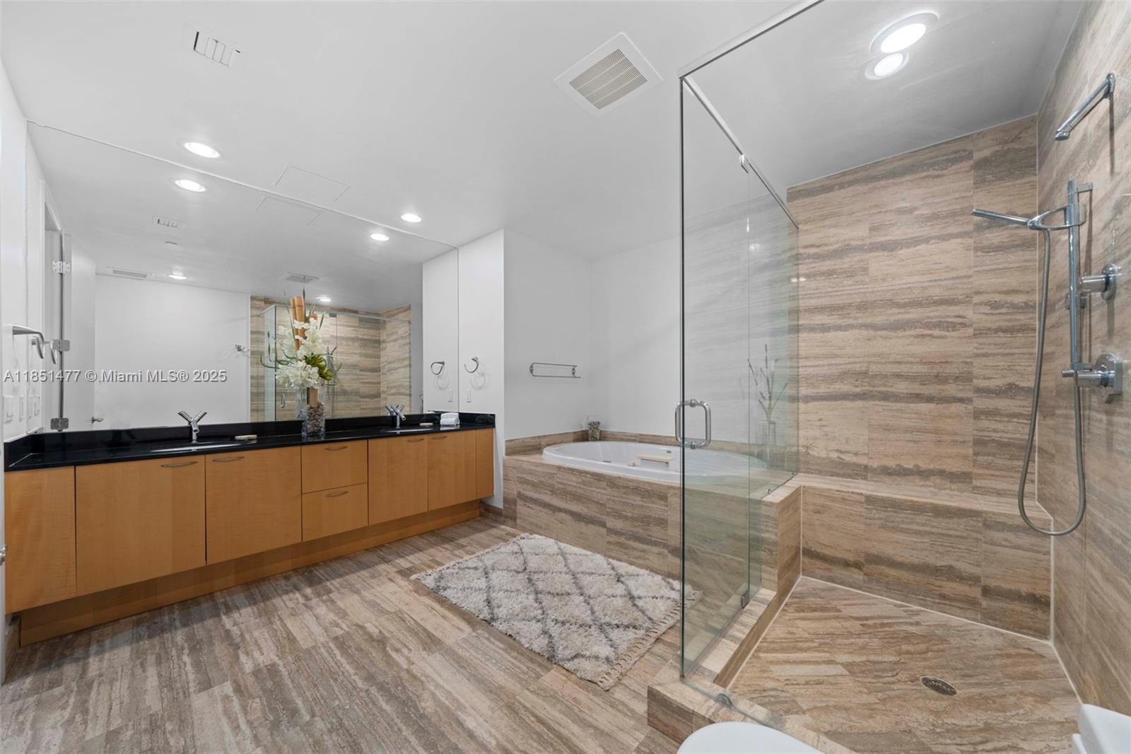 TDR TOWER II CONDO - Residential Lease