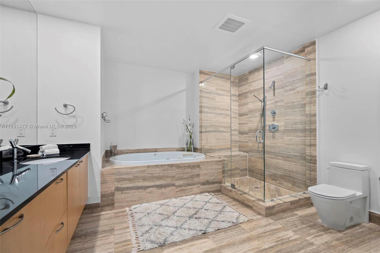 TDR TOWER II CONDO - Residential Lease