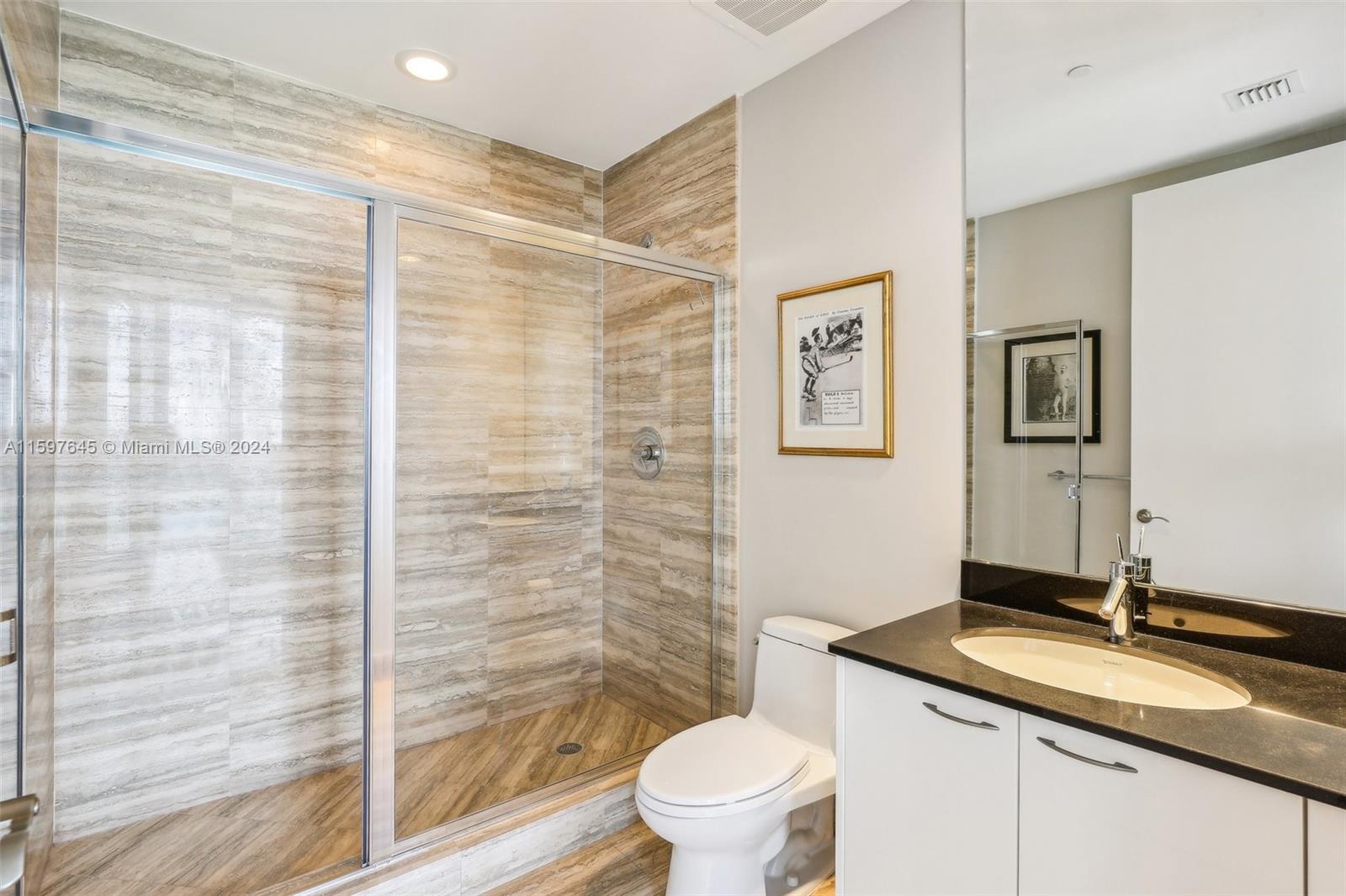 TDR TOWER I CONDO - Residential