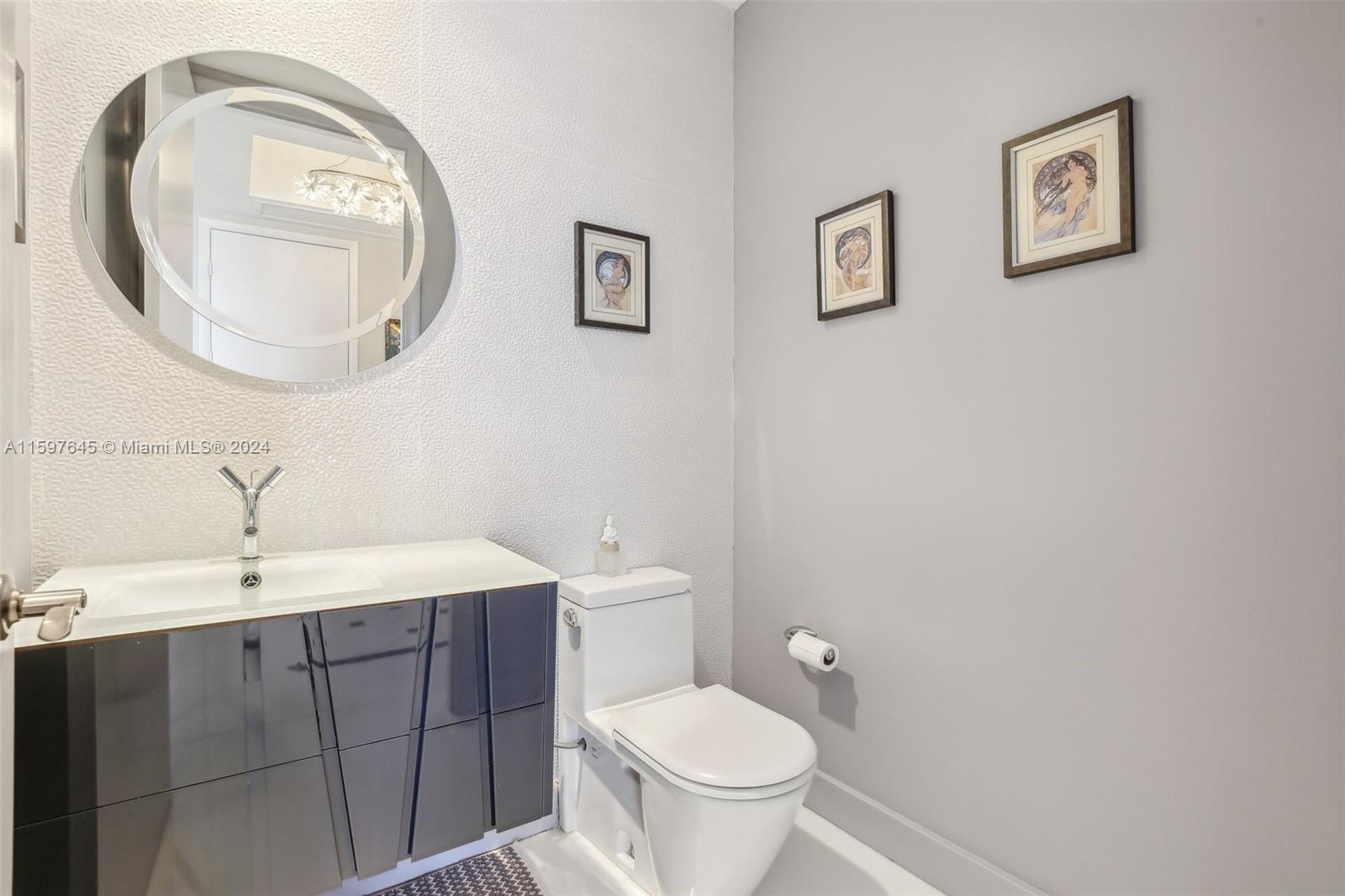 TDR TOWER I CONDO - Residential