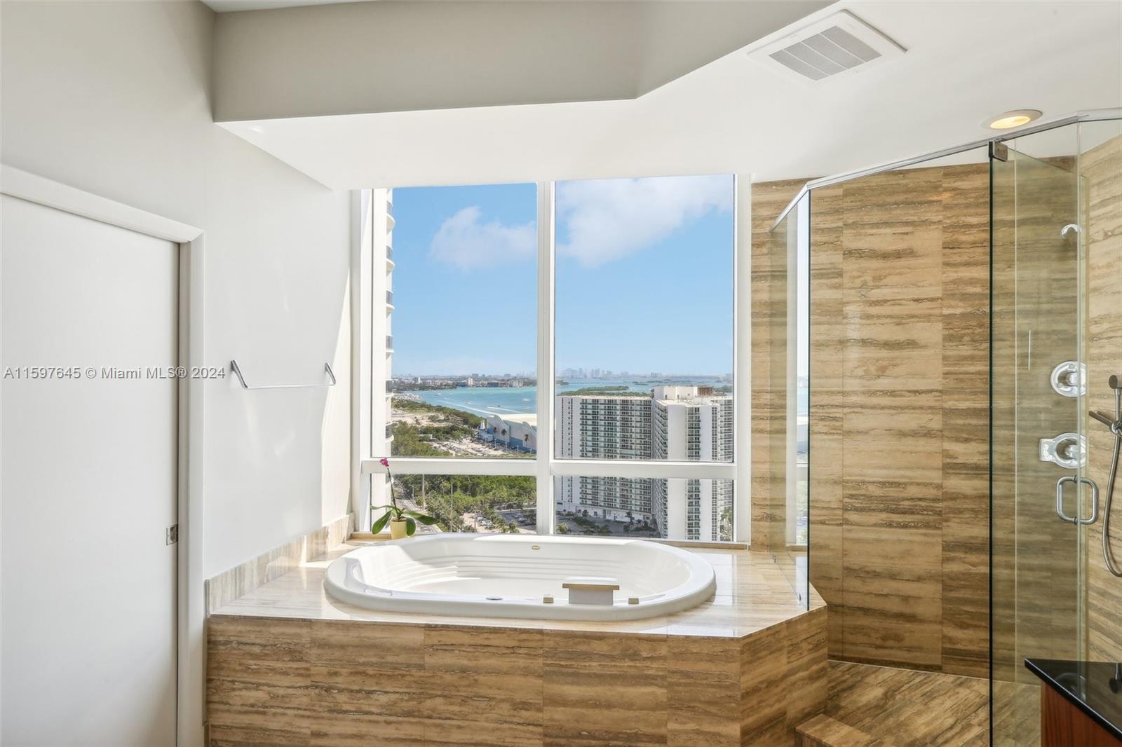 TDR TOWER I CONDO - Residential