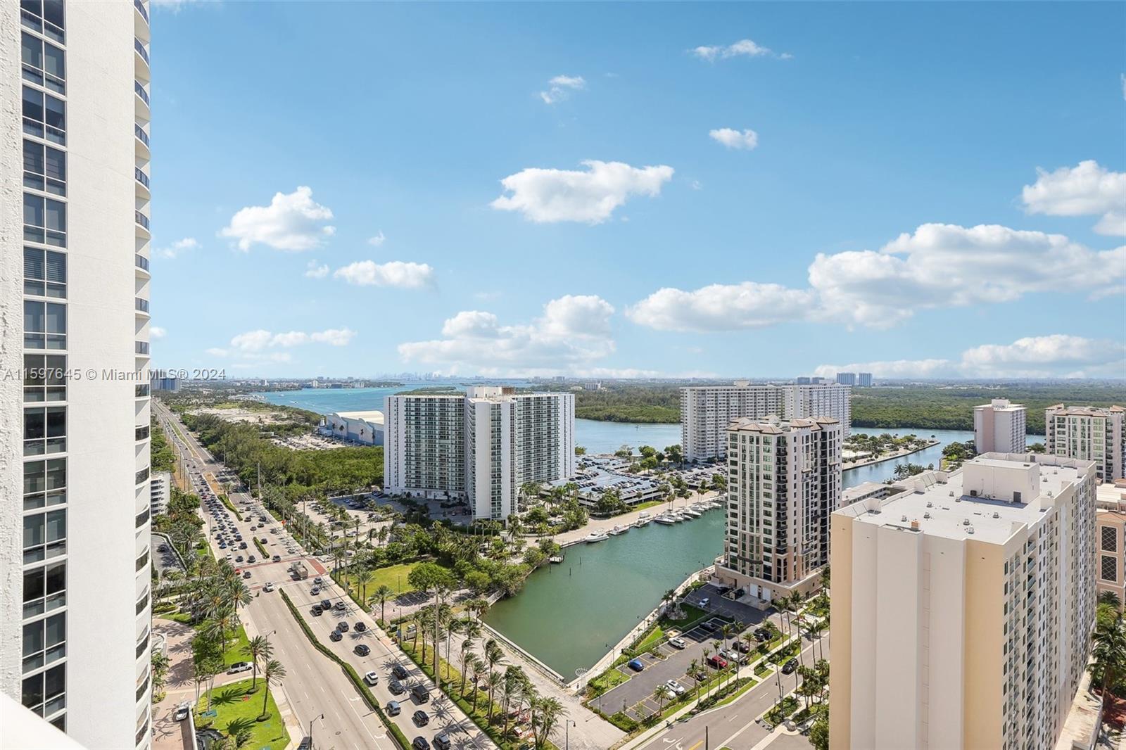 TDR TOWER I CONDO - Residential