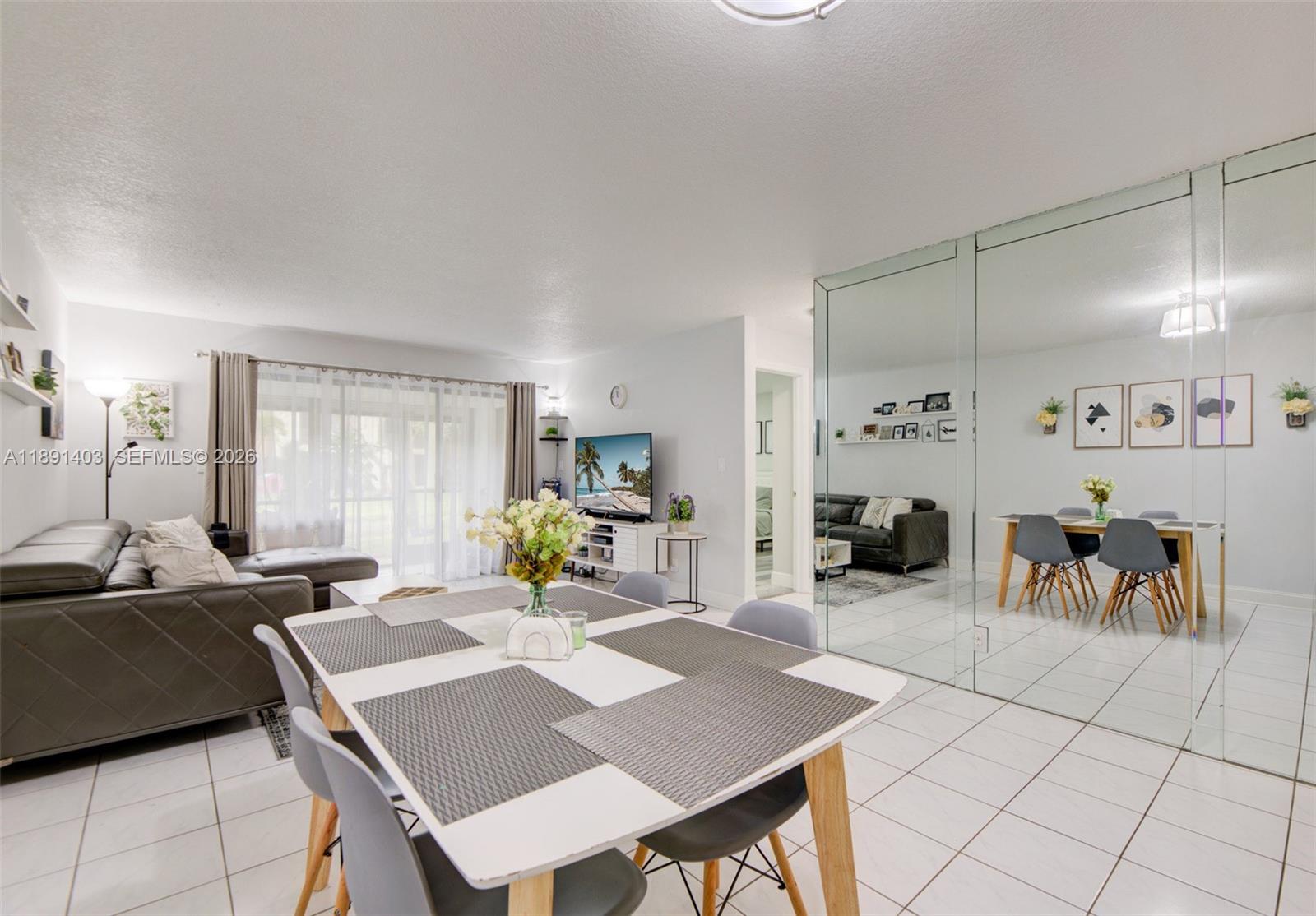 KARANDA VILLAGE II-B COND - Residential