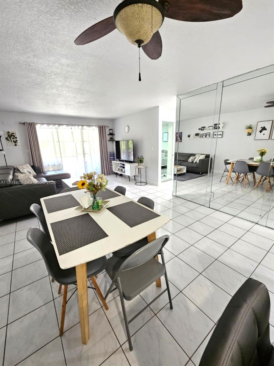 KARANDA VILLAGE II-B COND - Residential