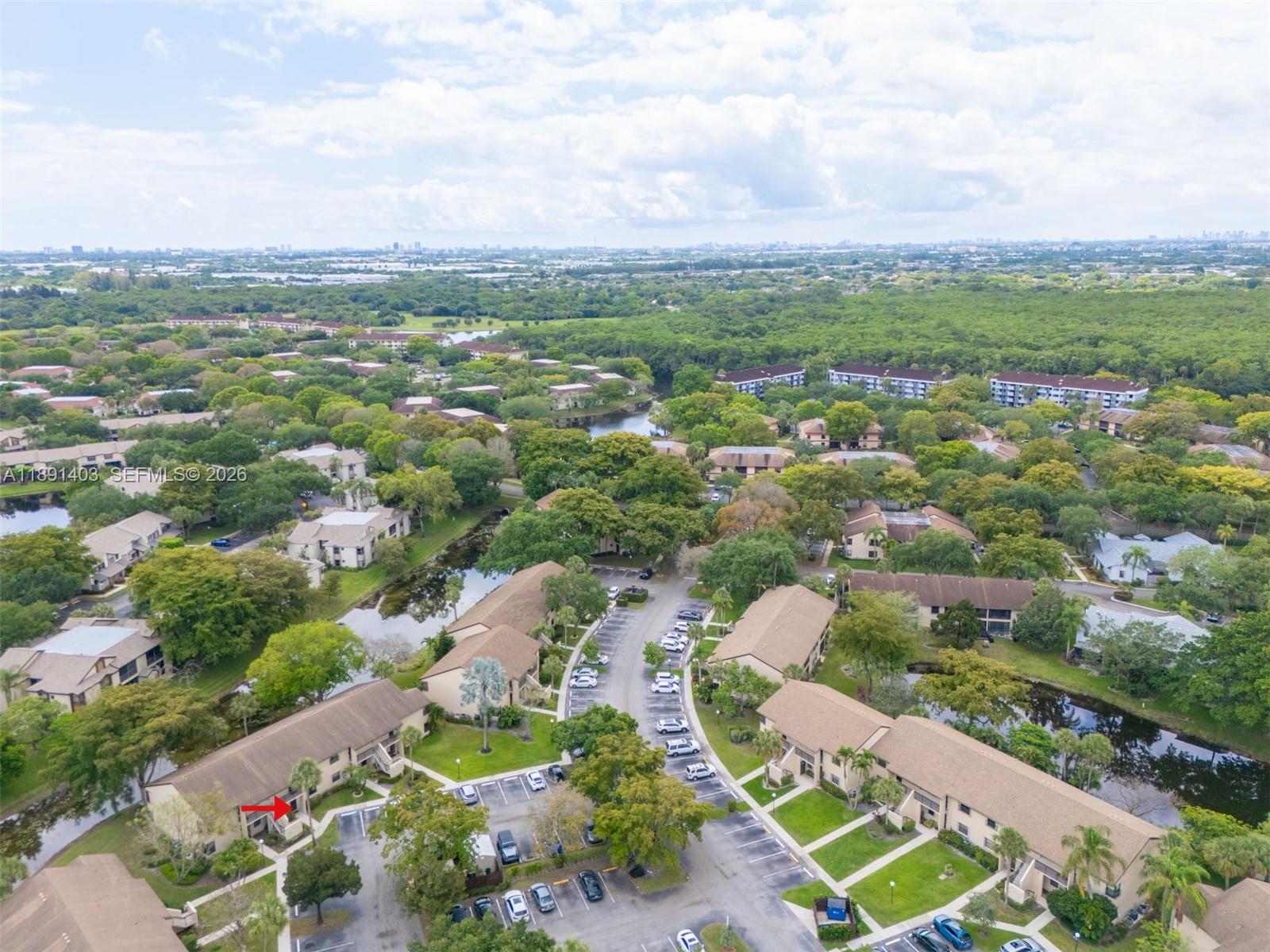 KARANDA VILLAGE II-B COND - Residential