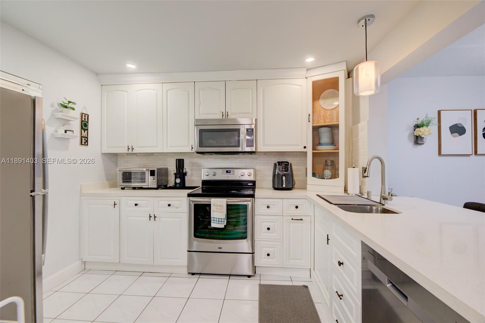 KARANDA VILLAGE II-B COND - Residential
