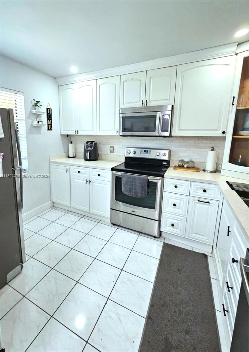 KARANDA VILLAGE II-B COND - Residential