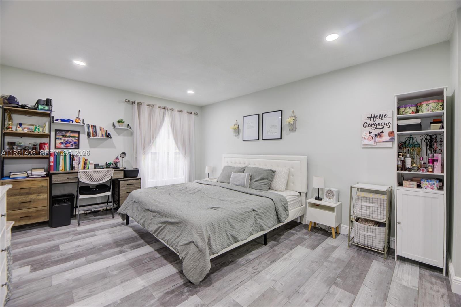 KARANDA VILLAGE II-B COND - Residential