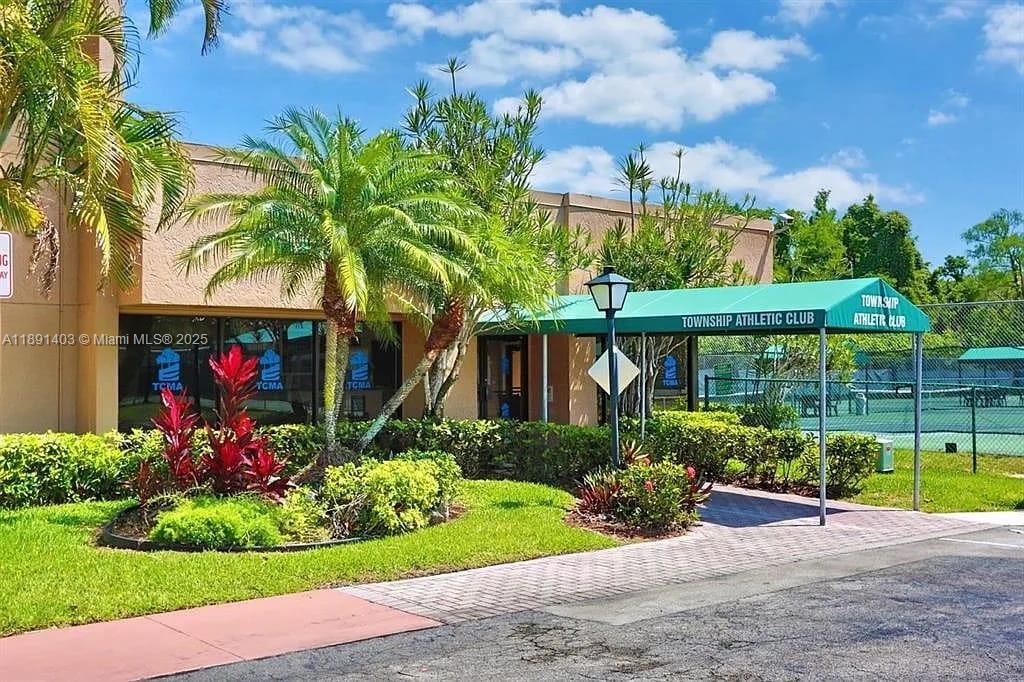 KARANDA VILLAGE II-B COND - Residential