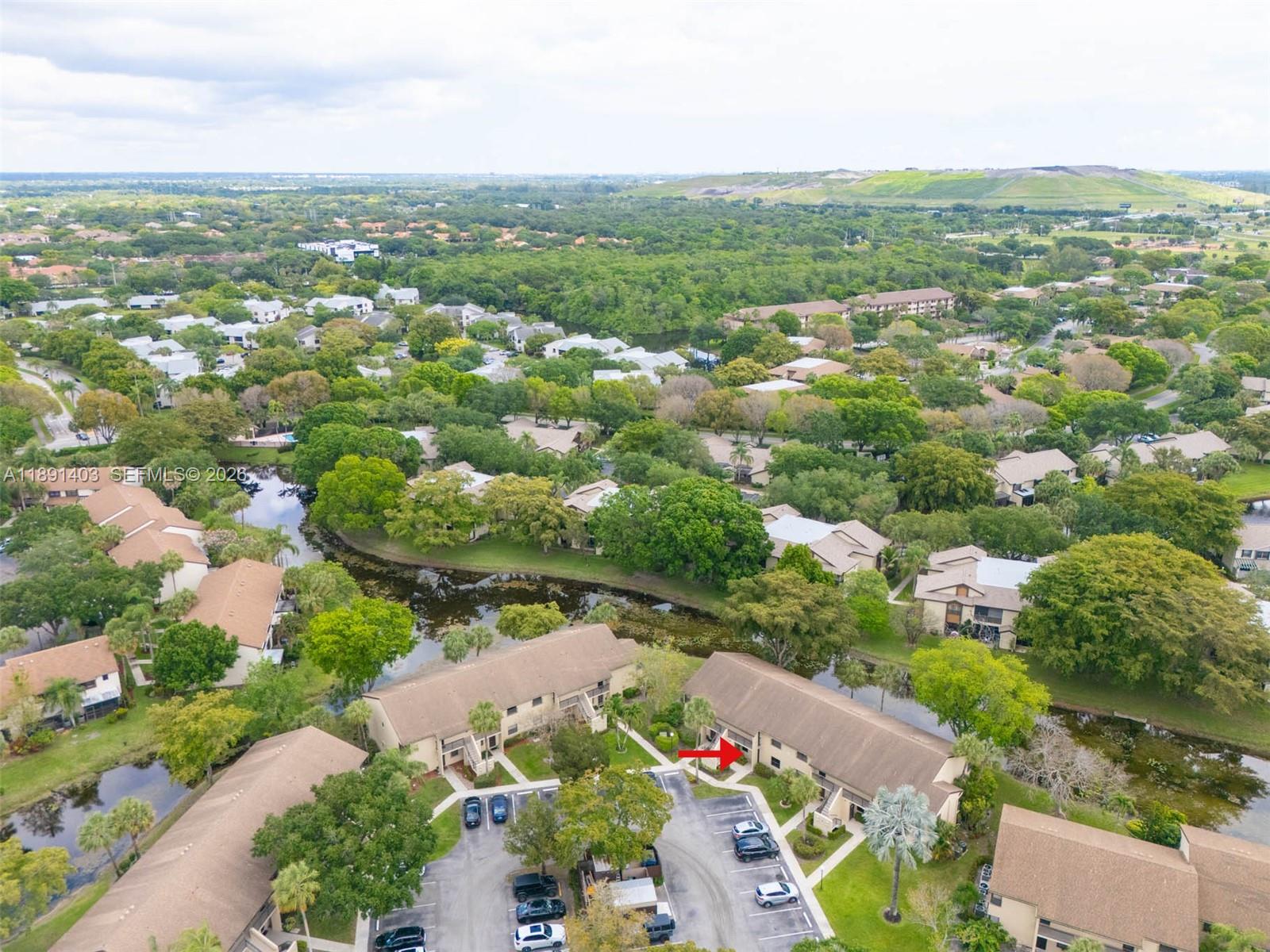 KARANDA VILLAGE II-B COND - Residential