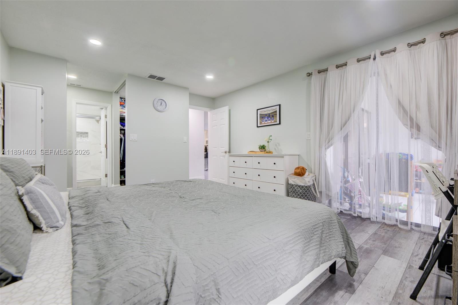 KARANDA VILLAGE II-B COND - Residential