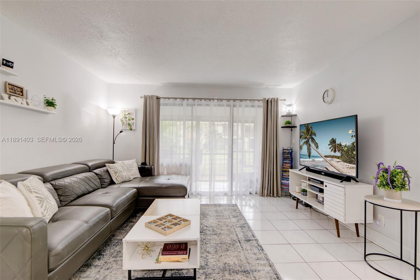 KARANDA VILLAGE II-B COND - Residential