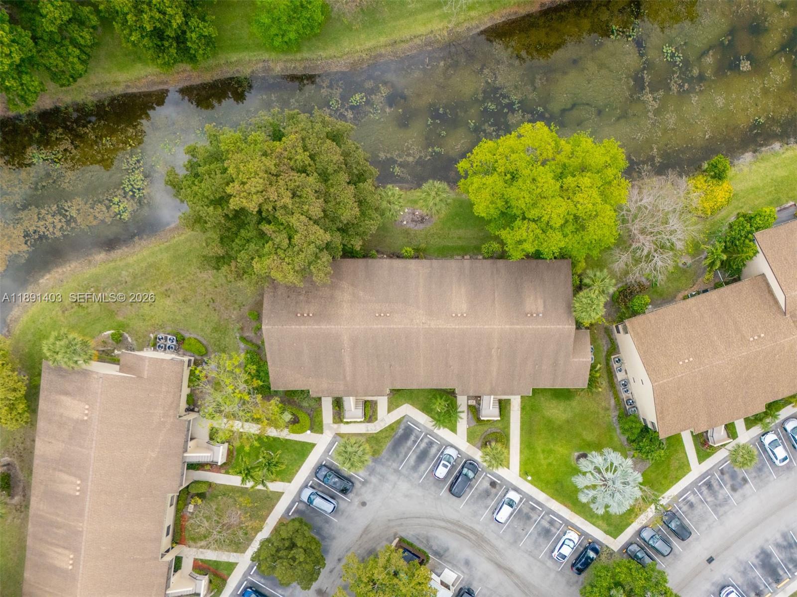 KARANDA VILLAGE II-B COND - Residential
