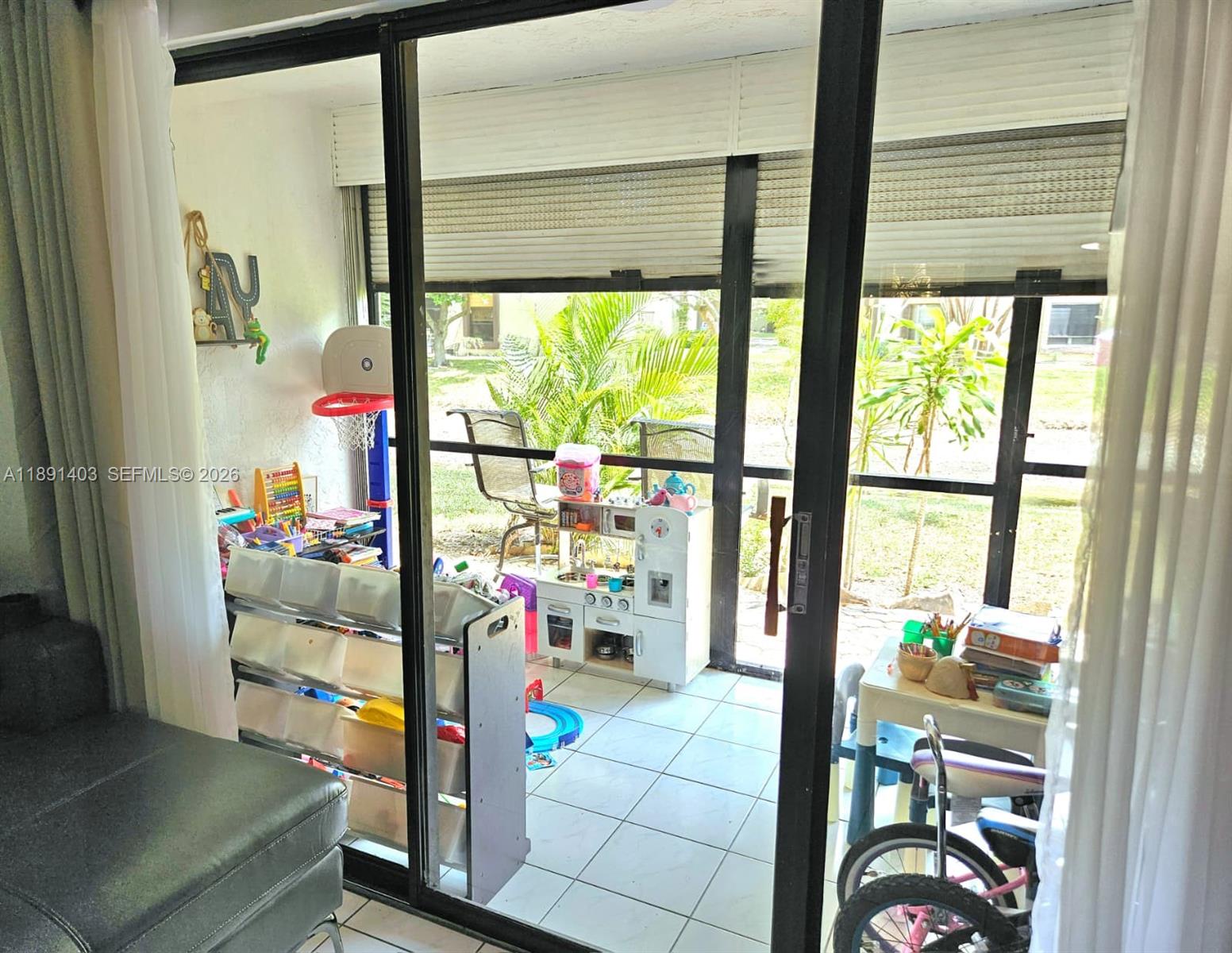 KARANDA VILLAGE II-B COND - Residential