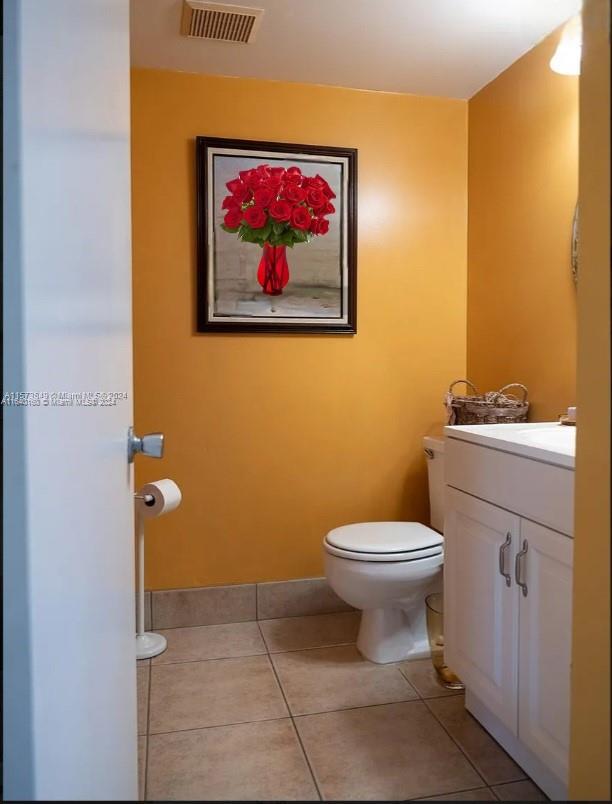 NEW HAMPTON AT CENTURY VI - Residential Lease