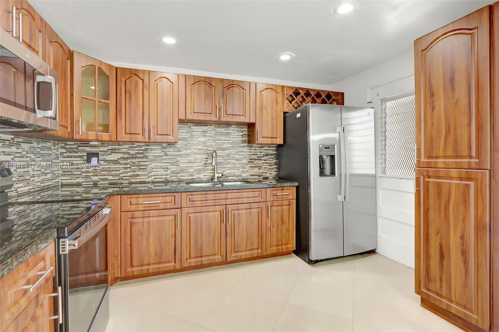 1475 TERRA TOWERS CONDO - Residential
