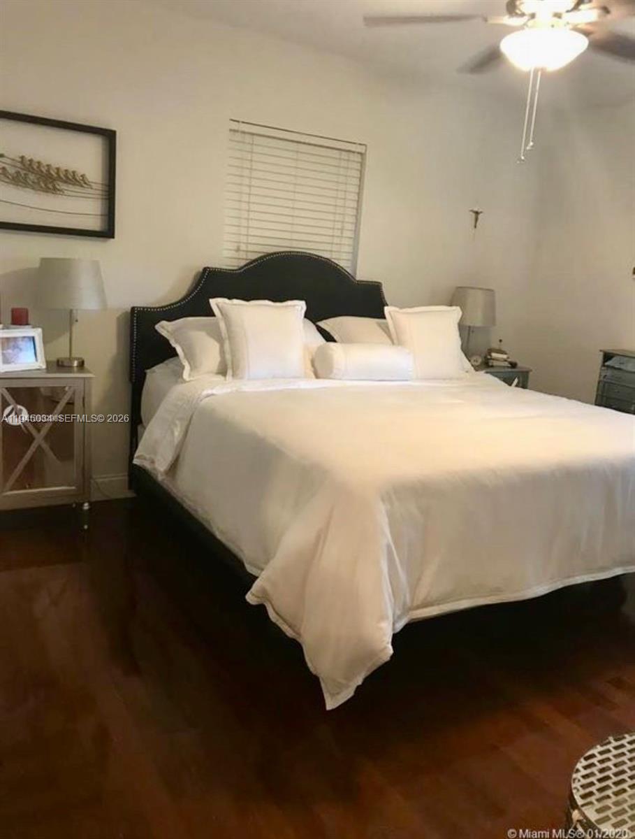 LA PALOMA - Residential Lease