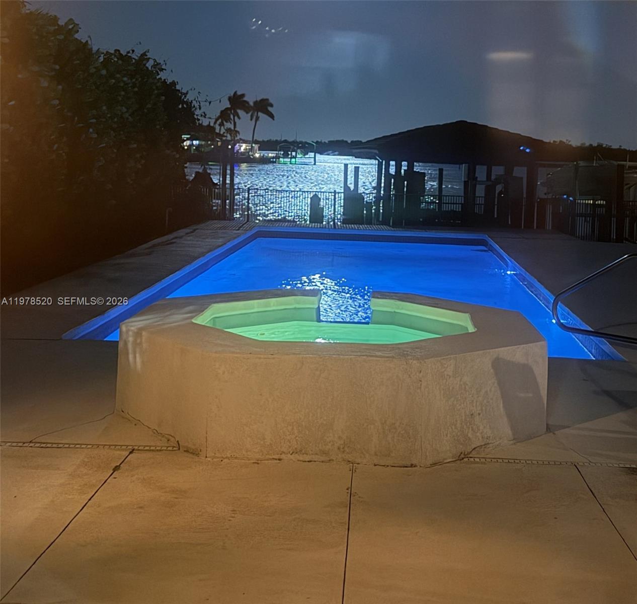 ISLES OF CAPRI - Residential