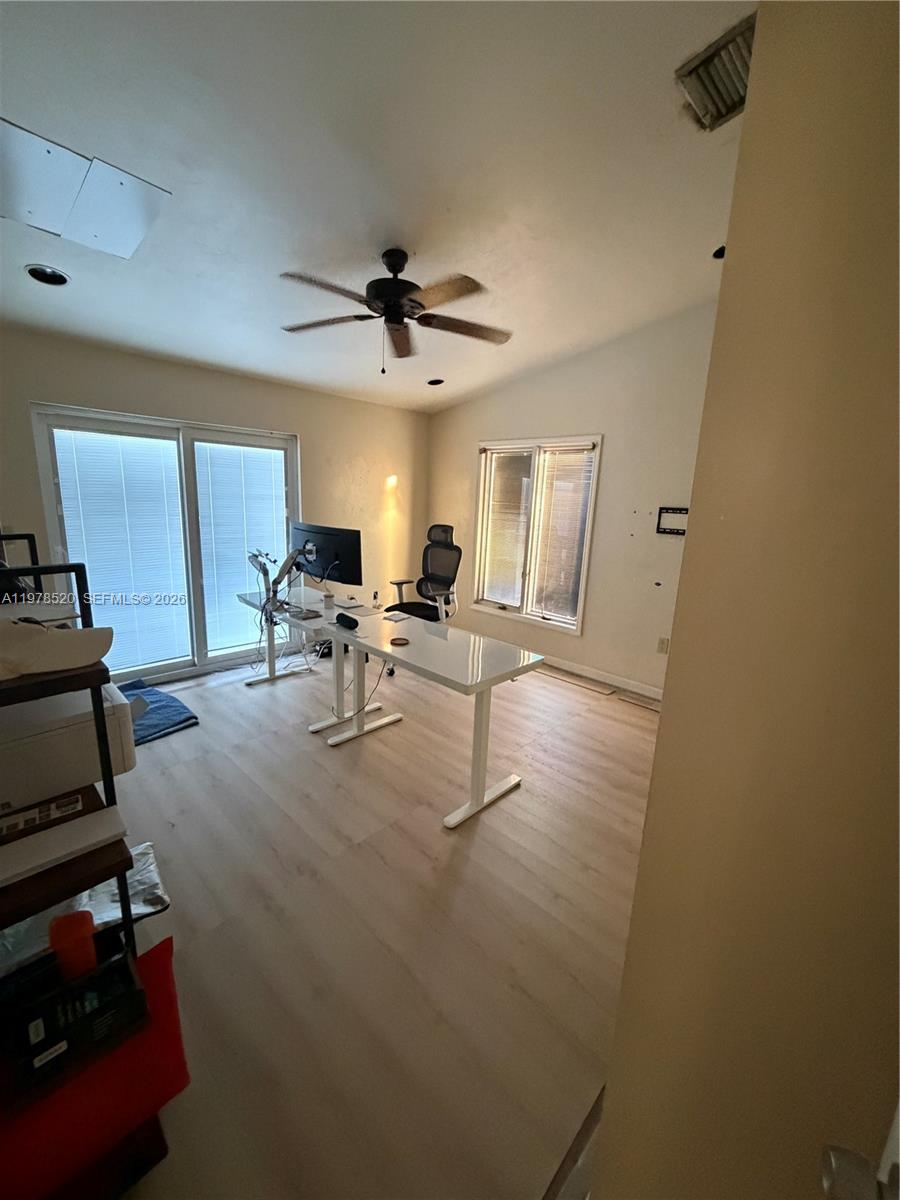 ISLES OF CAPRI - Residential