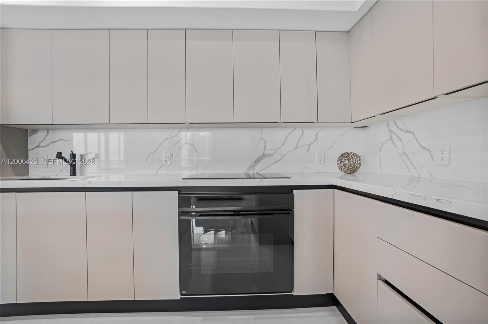 THE MARK ON BRICKELL COND - Residential