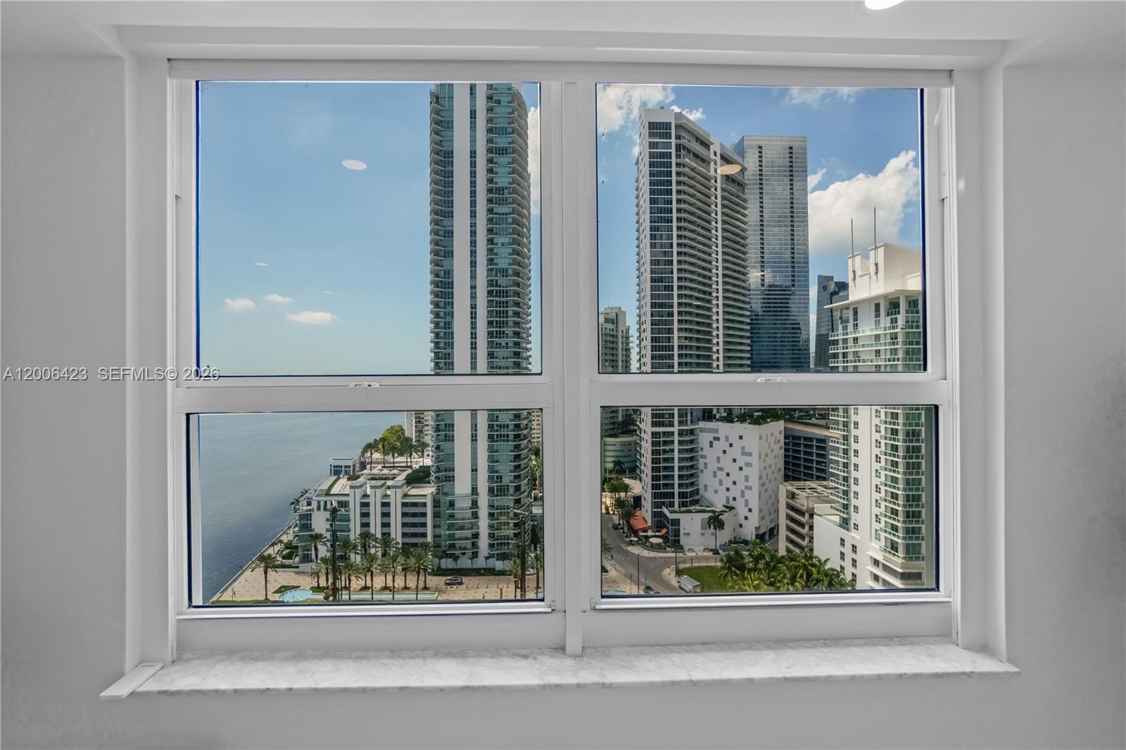 THE MARK ON BRICKELL COND - Residential