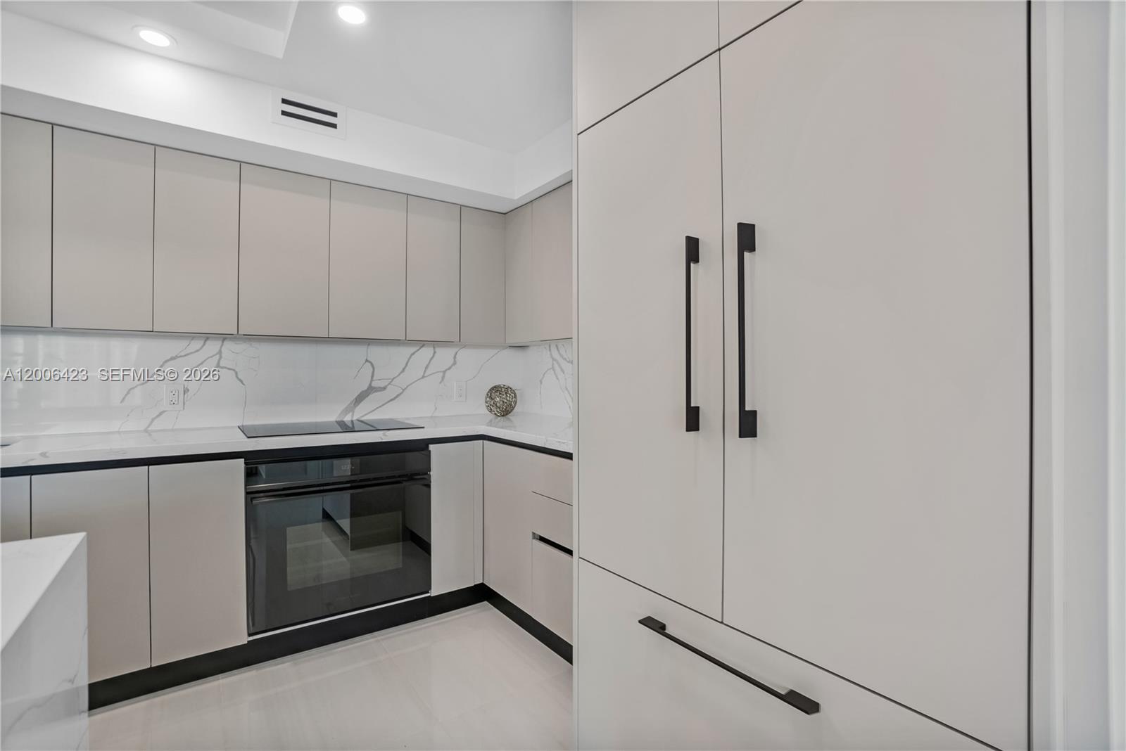 THE MARK ON BRICKELL COND - Residential