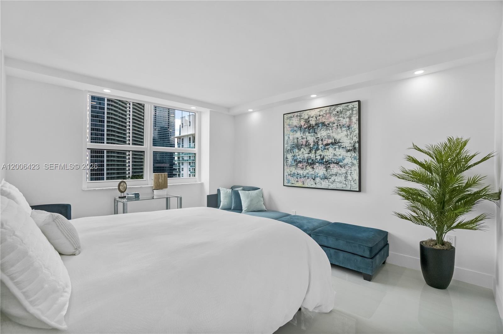 THE MARK ON BRICKELL COND - Residential