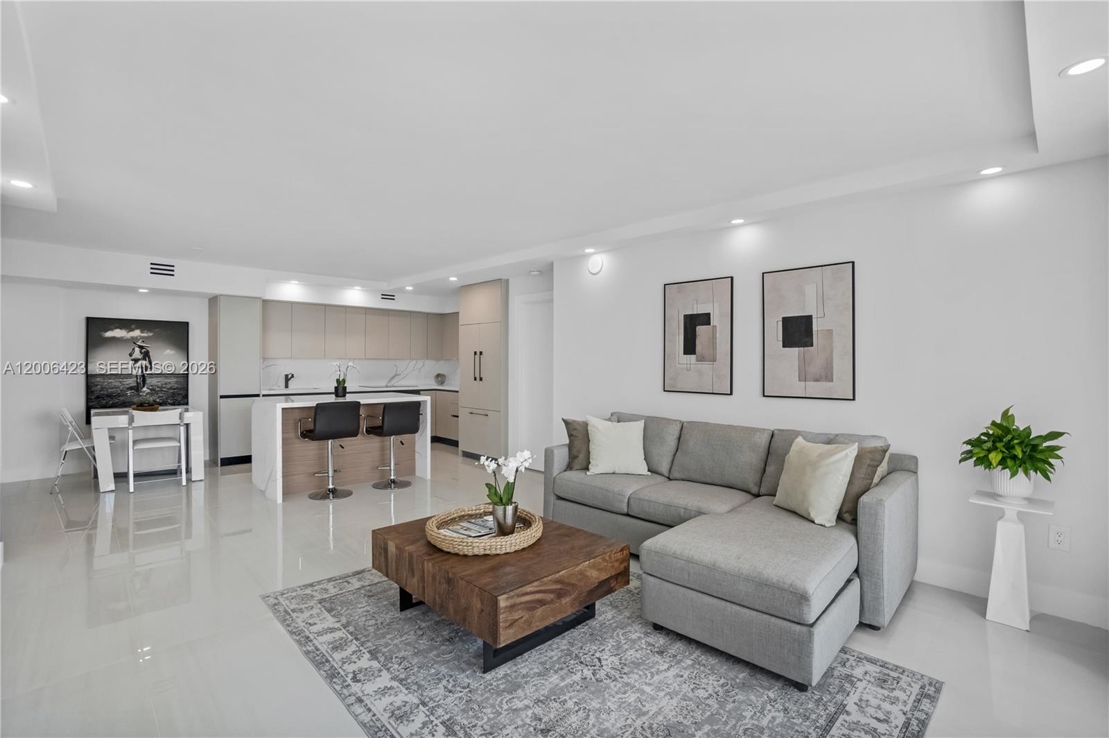 THE MARK ON BRICKELL COND - Residential