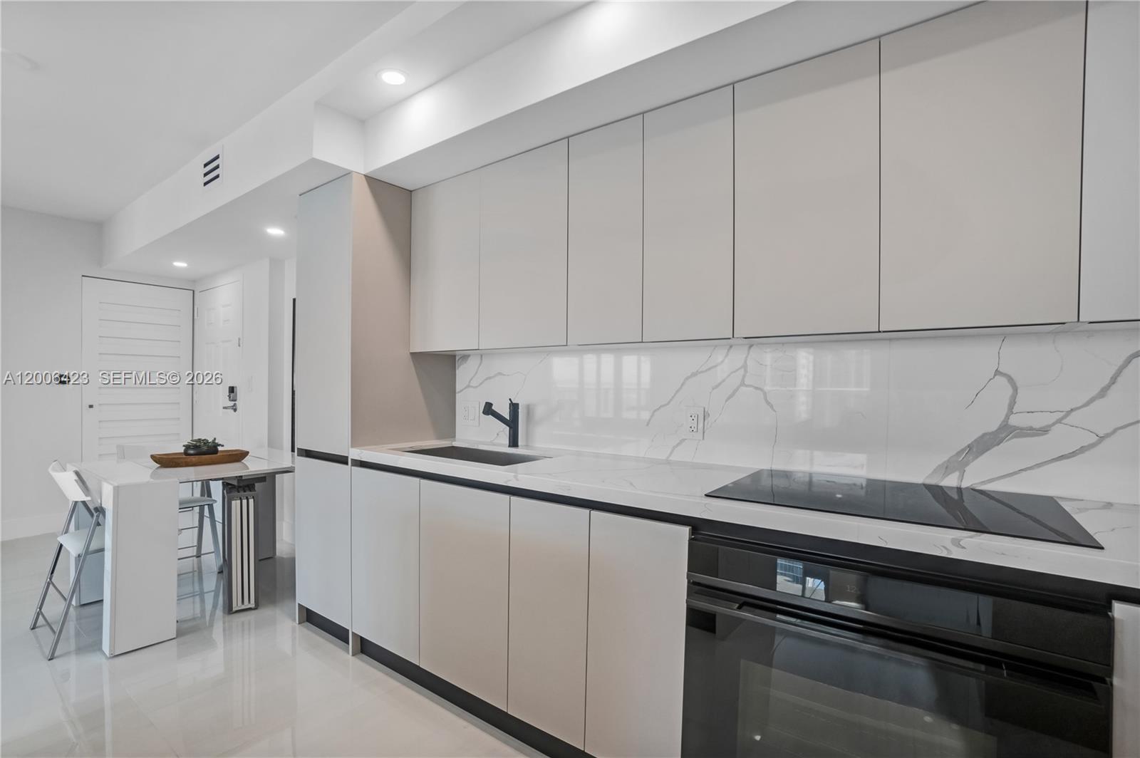 THE MARK ON BRICKELL COND - Residential