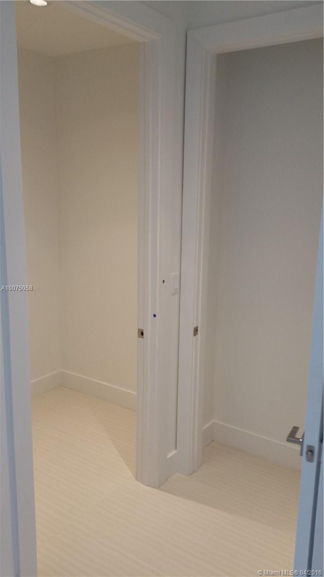 AQUAVITA LAS OLAS - Residential Lease
