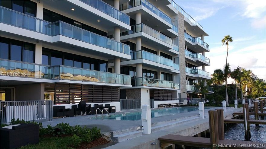 READY TO MOVE IN! THIS AMAZING, NEW CONSTRUCTION, CONTEMPORARY WATERFRONT CONDO, INCLUDES DEEP WATER DOCKAGE FOR A BOAT UP TO 50', SOPHISTICATED ARCHITECTURAL DESIGN & LUXURIOUS FINISHES. BRIGHT OPEN FLOOR PLAN, 10' CEILINGS & FLOOR TO CEILING WIN DOWS, WALLS OF GLASS & MULTIPLE SLIDING DOORS BLEND INDOOR & OUTDOOR LIVING AREAS. THIS INCREDIBLE UNIT OFFERS A LARGE WATERFRONT BALCONY. GAS COOK TOP, SUBZERO / WOLF APPLIANCES. WINDOW TREATMENTS & CLOSET SYSTEMS.