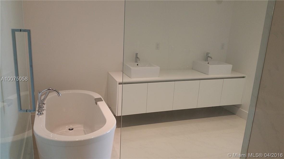 AQUAVITA LAS OLAS - Residential Lease