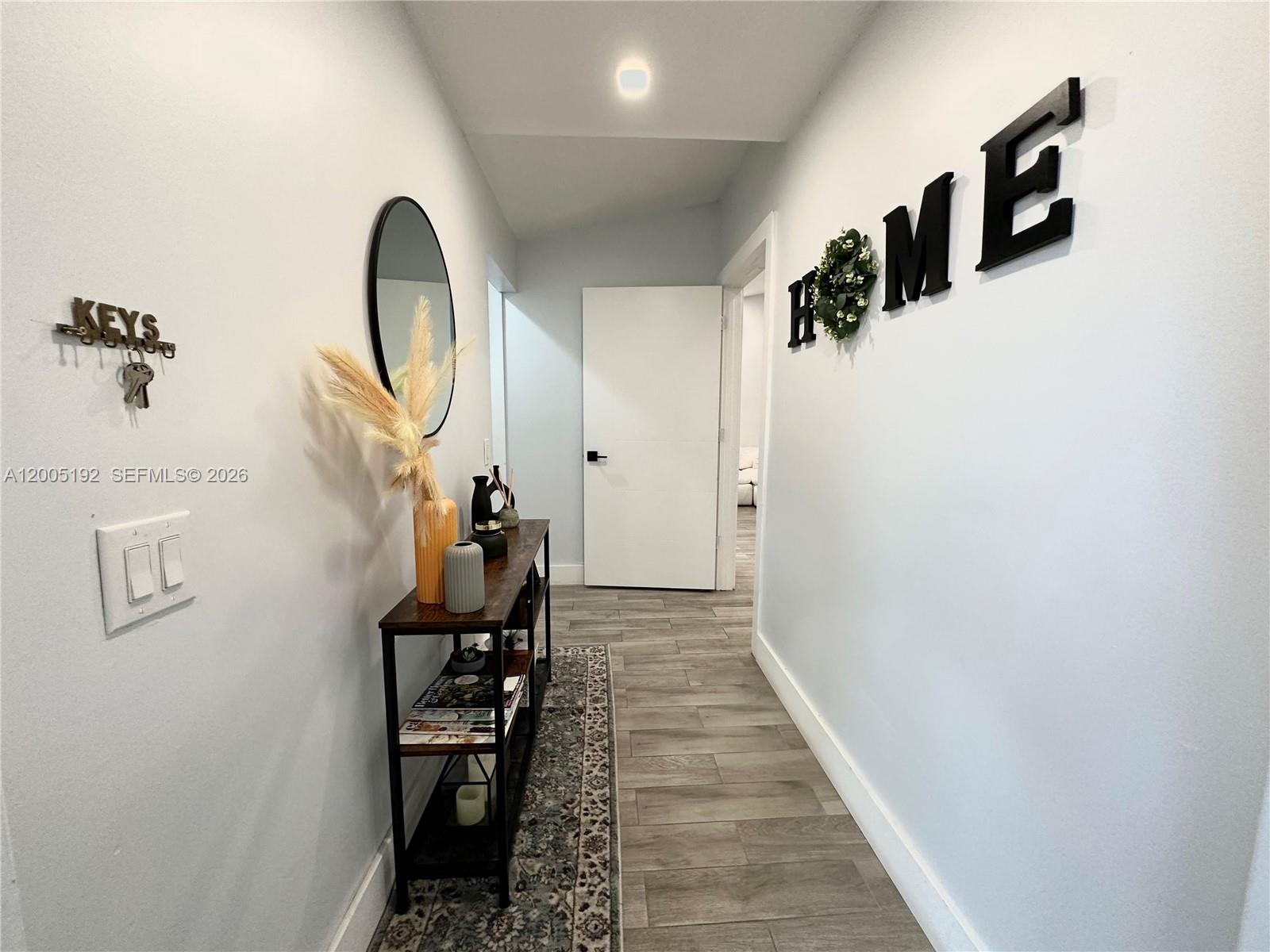 LAKES MEADOW VILG HOMES C - Residential Lease