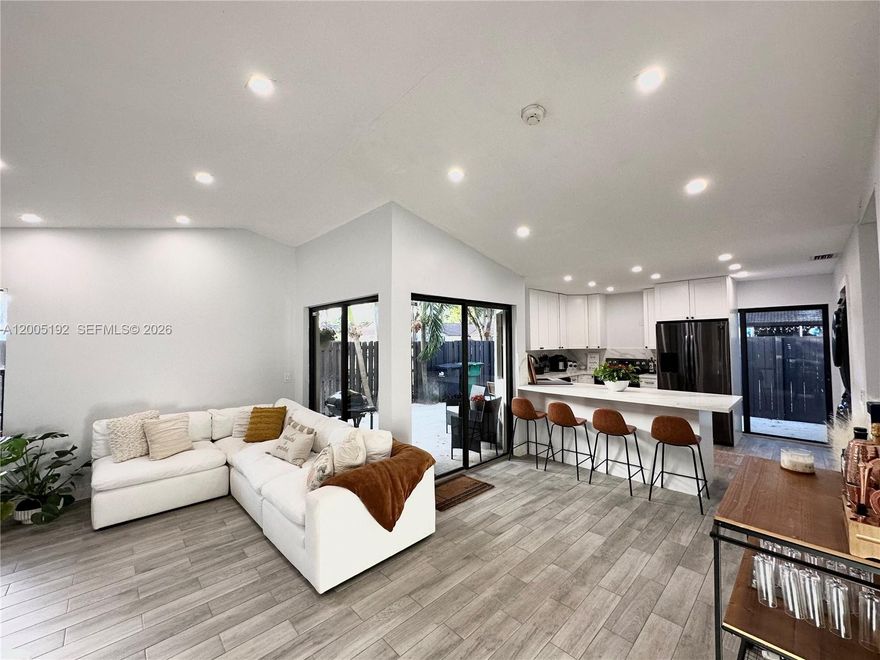 Will not last! Beautifully remodeled villa in the prestigious Lakes of the Meadows community. This home features 3 bedrooms and 2 bathrooms, along with a spacious patio perfect for outdoor living. Enjoy fantastic amenities including a community pool, fitness center, tennis courts, and much more!