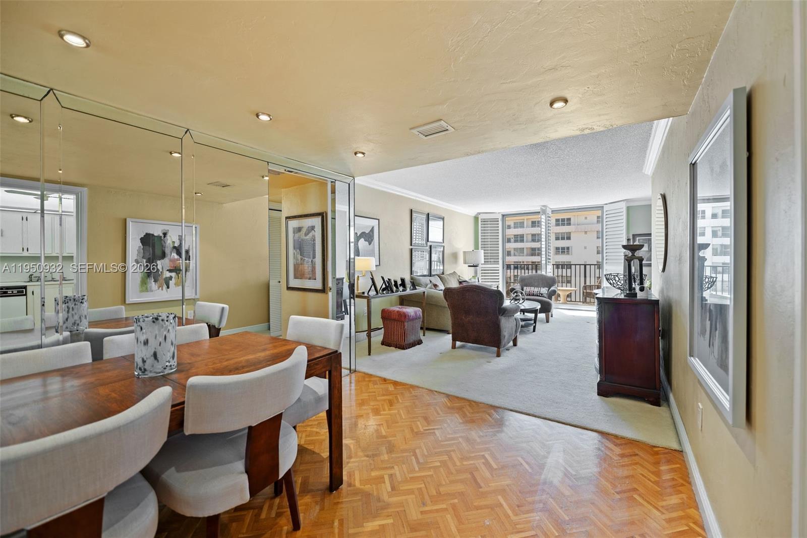 9273 Collins Ave 1102