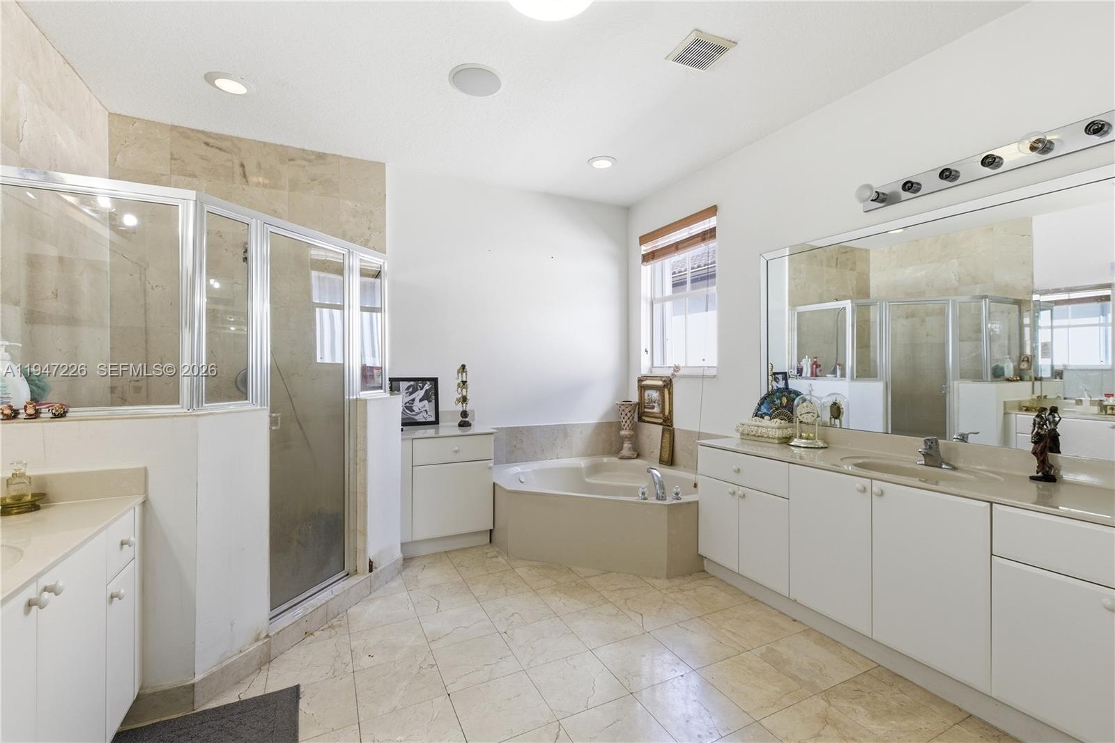 GRAND LAKES PHASE III - Residential