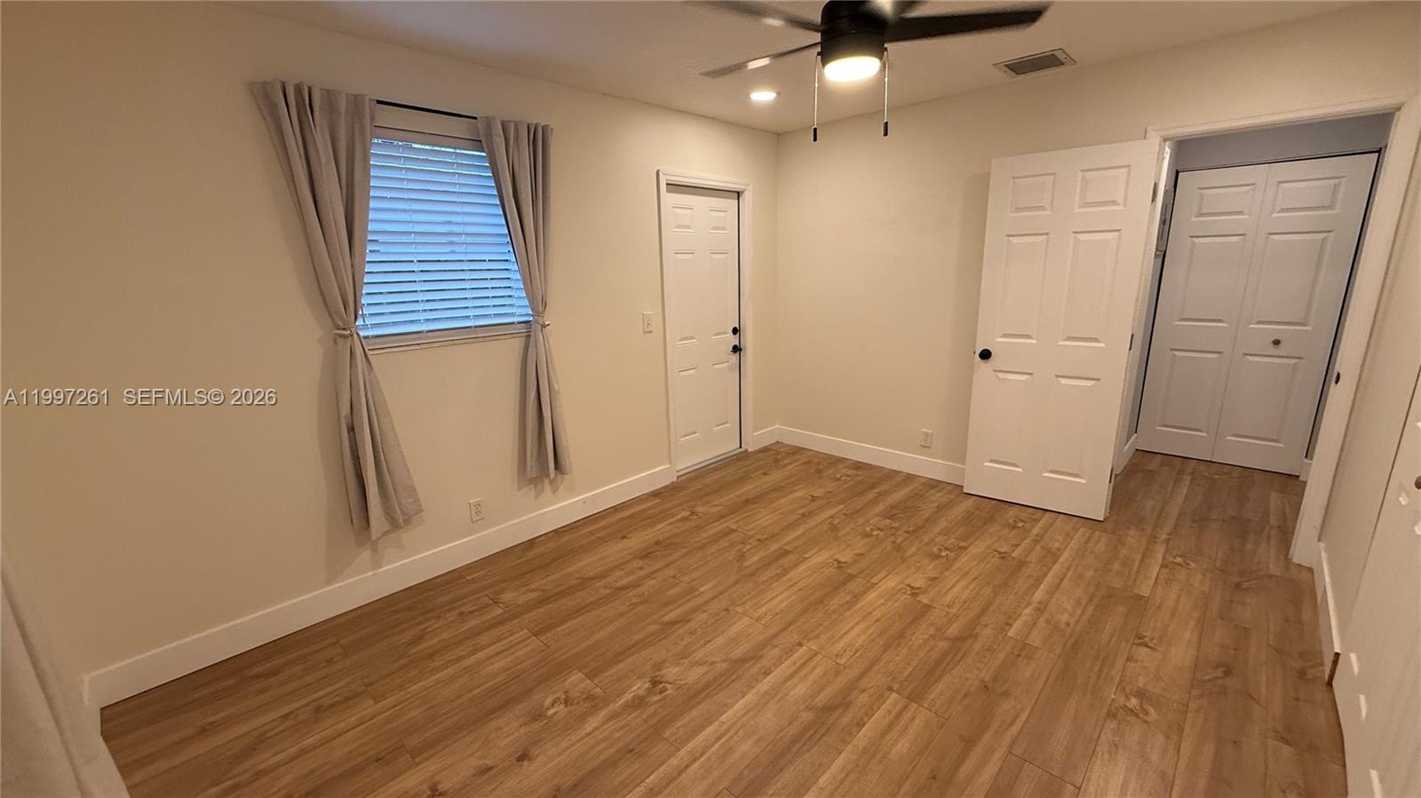 OAK GROVE - Residential Lease