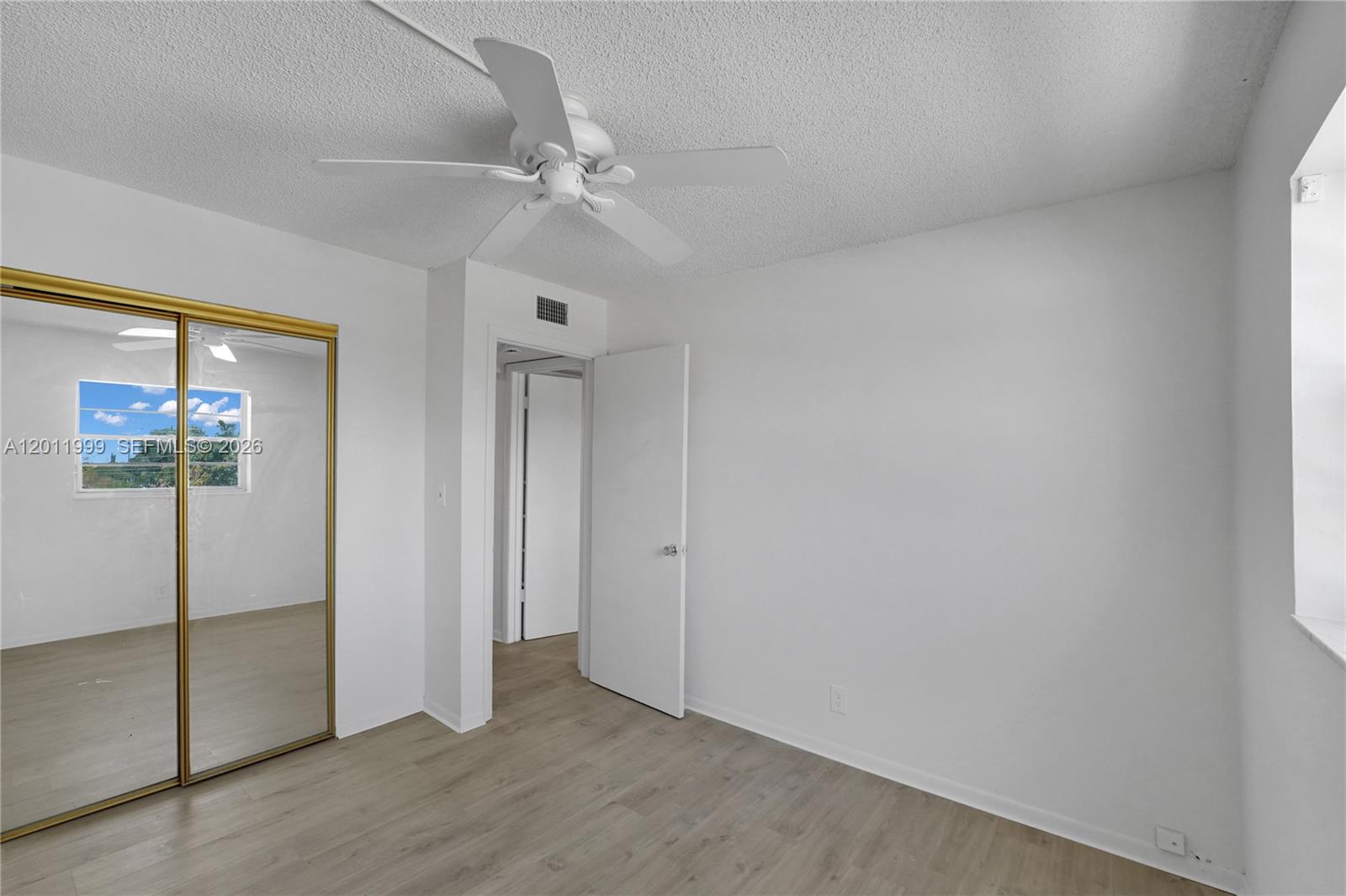 WARRENTON HOUSE CONDO - Residential