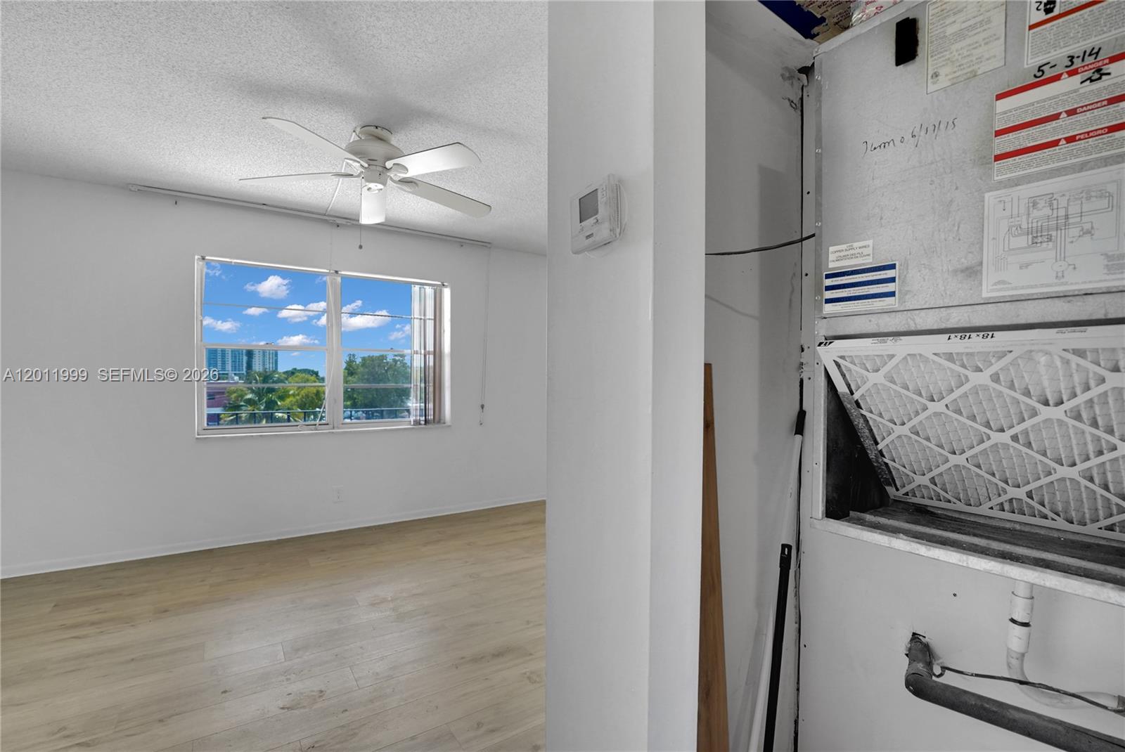 WARRENTON HOUSE CONDO - Residential