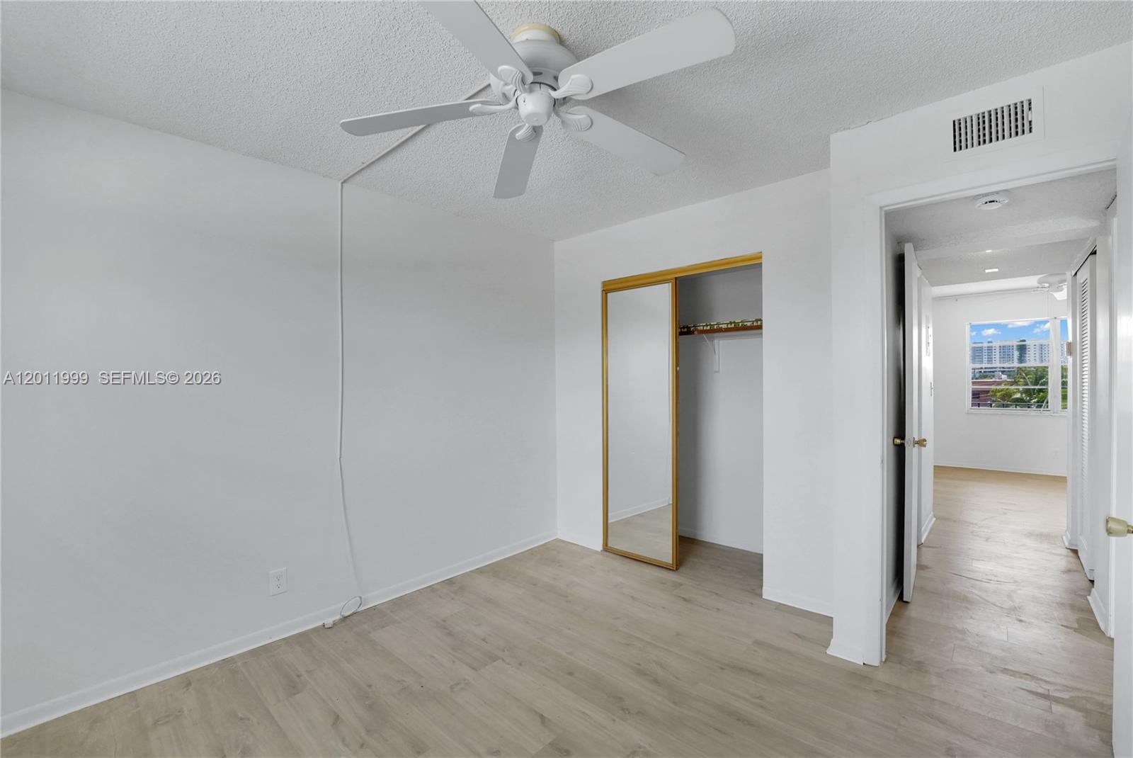 WARRENTON HOUSE CONDO - Residential