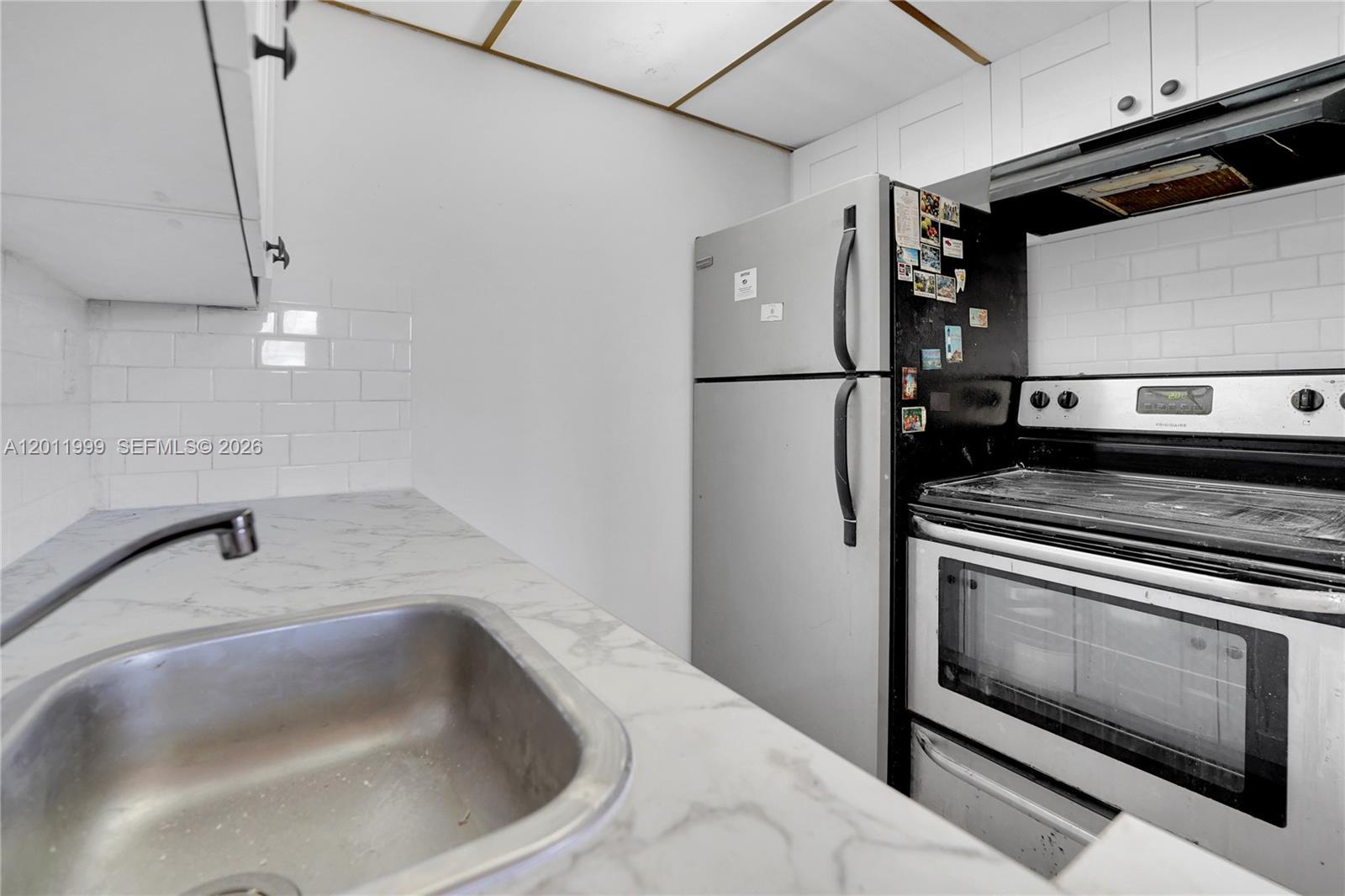 WARRENTON HOUSE CONDO - Residential