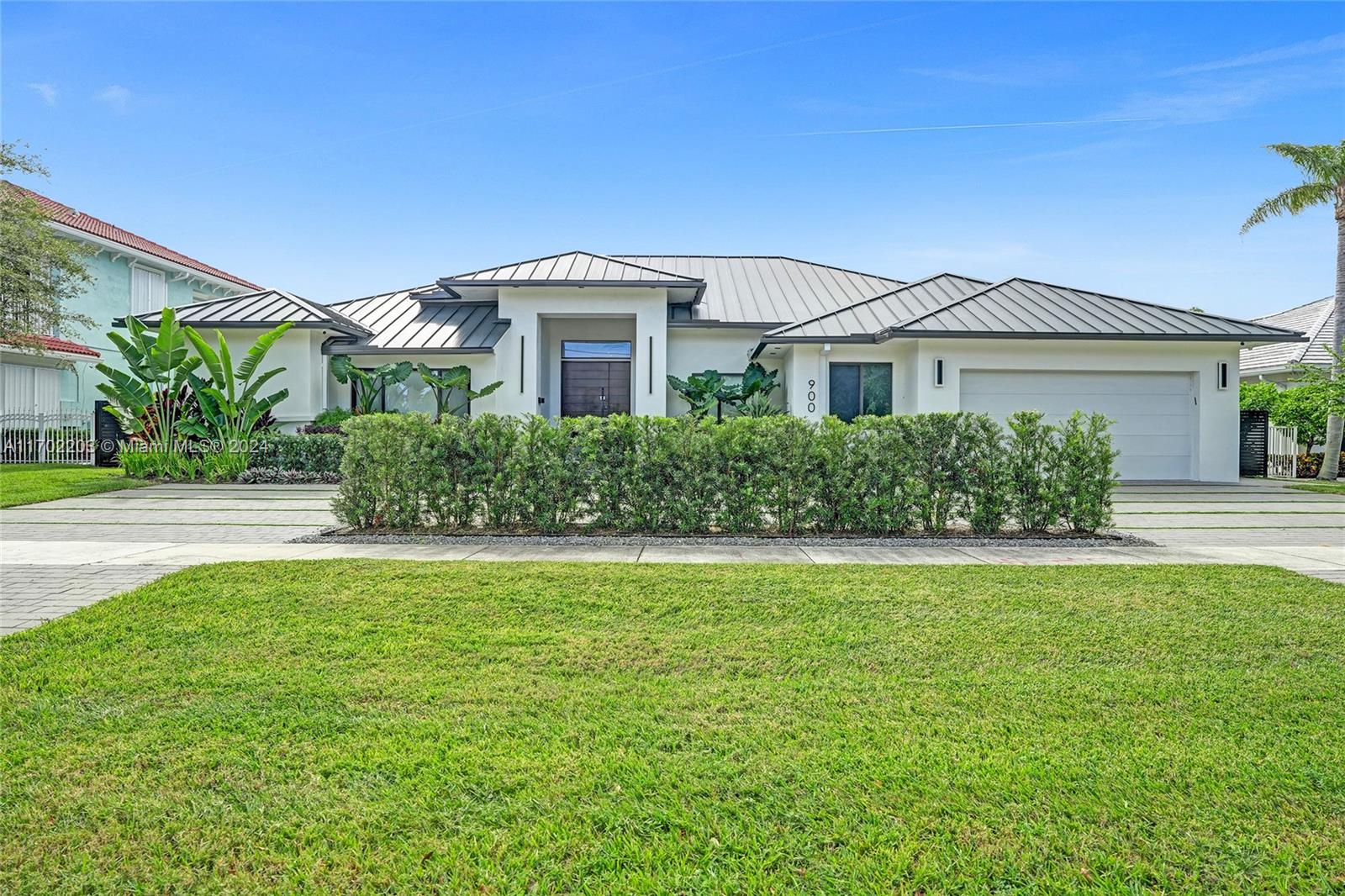 Property for Sale at 900 Washington St, Hollywood, Broward County, Florida - Bedrooms: 4 
Bathrooms: 4  - $4,500,000