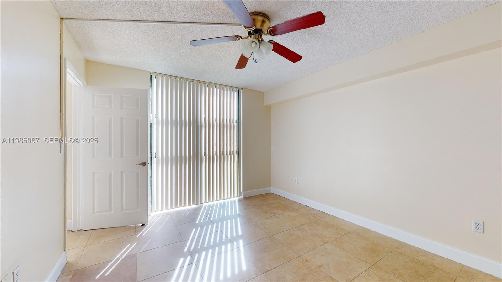 INTERNATIONAL TOWERS COND - Residential Lease