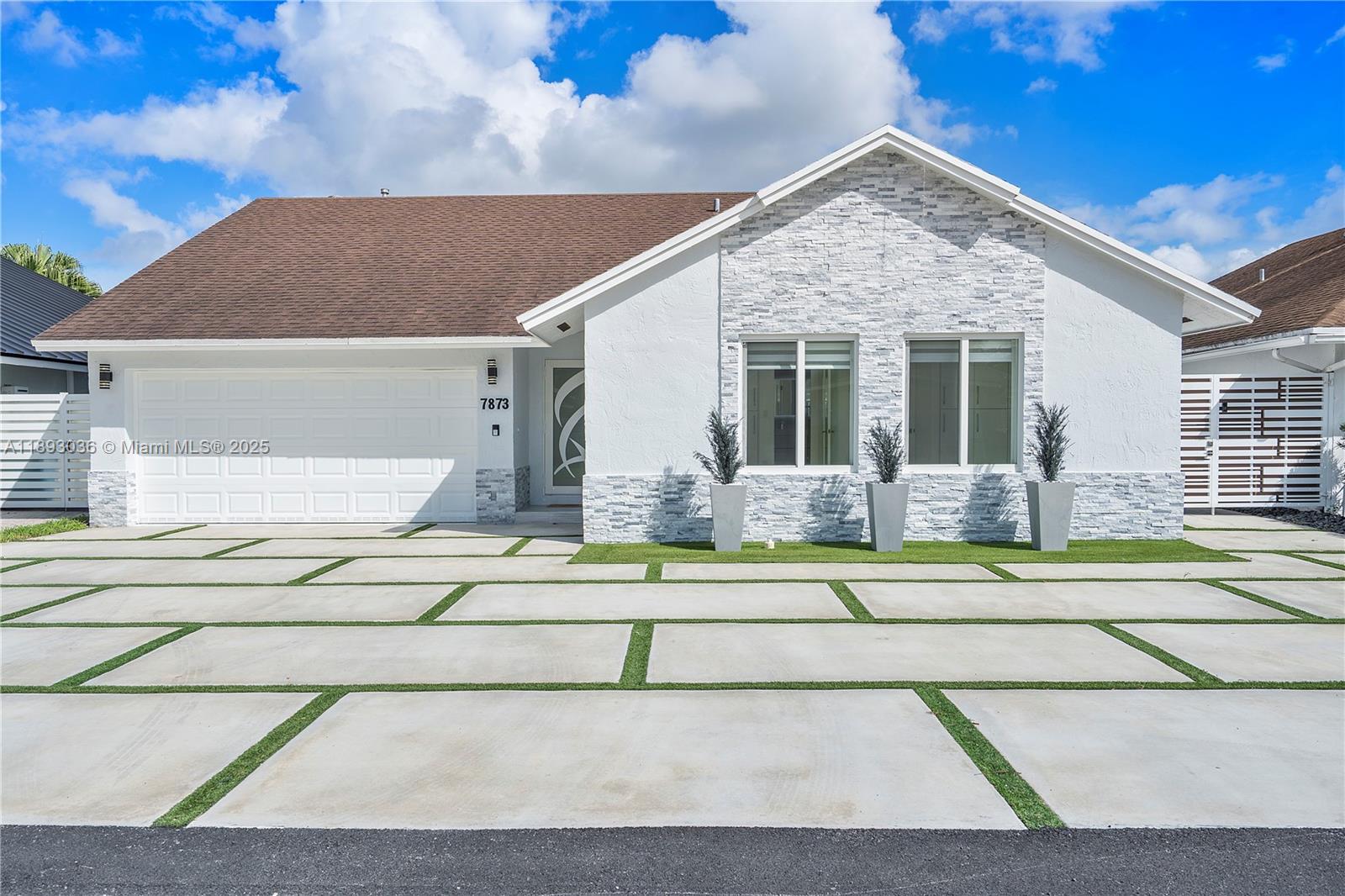 COUNTRY LAKE 2ND ADDN - Residential
