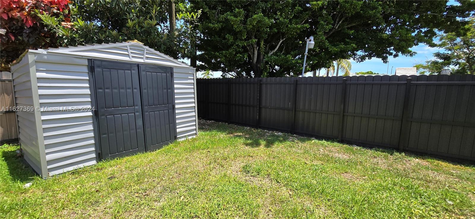 VICTORY GARDENS - Residential