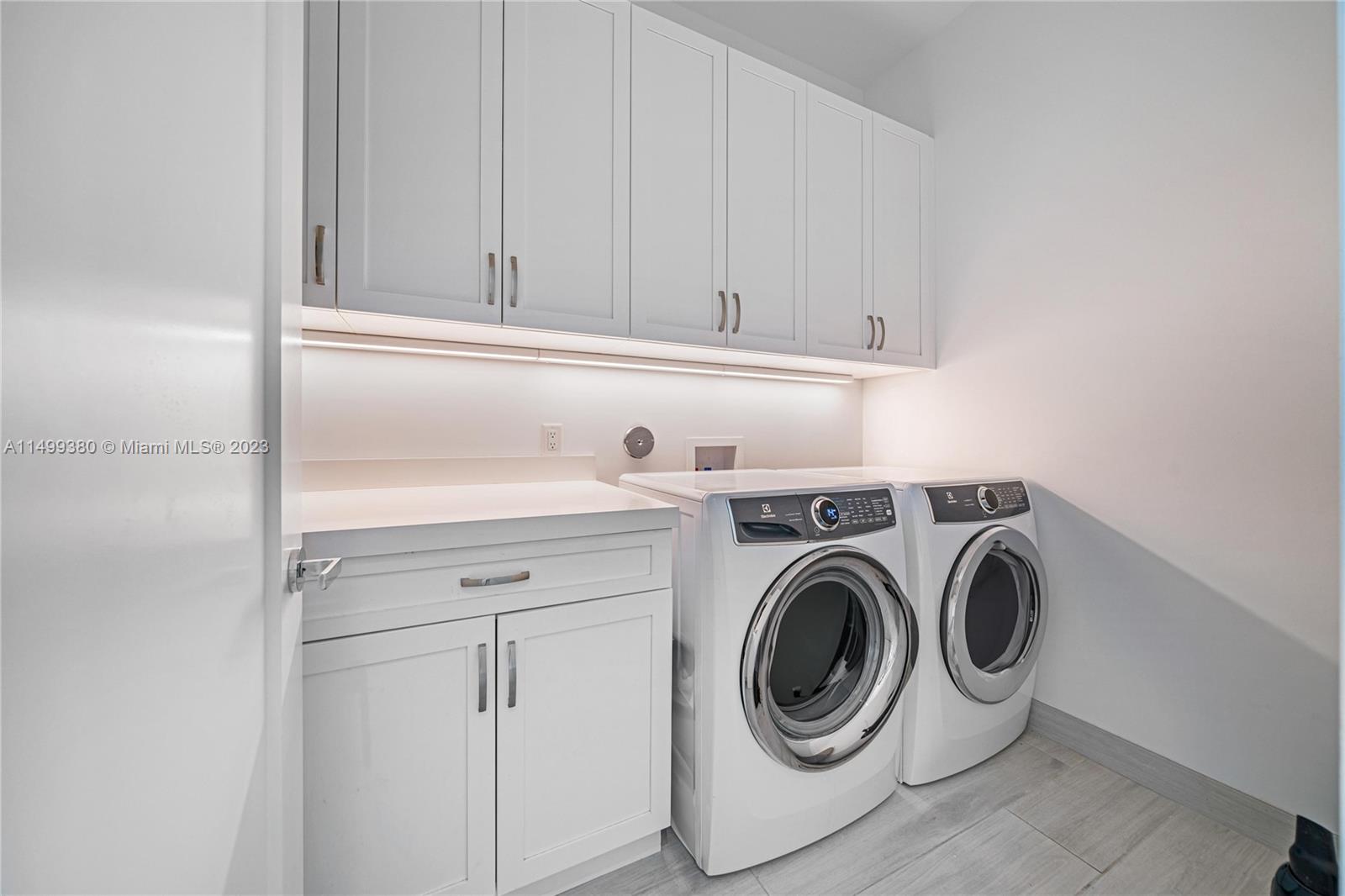 ST ANDREWS COUNTRY CLUB 5 - Residential