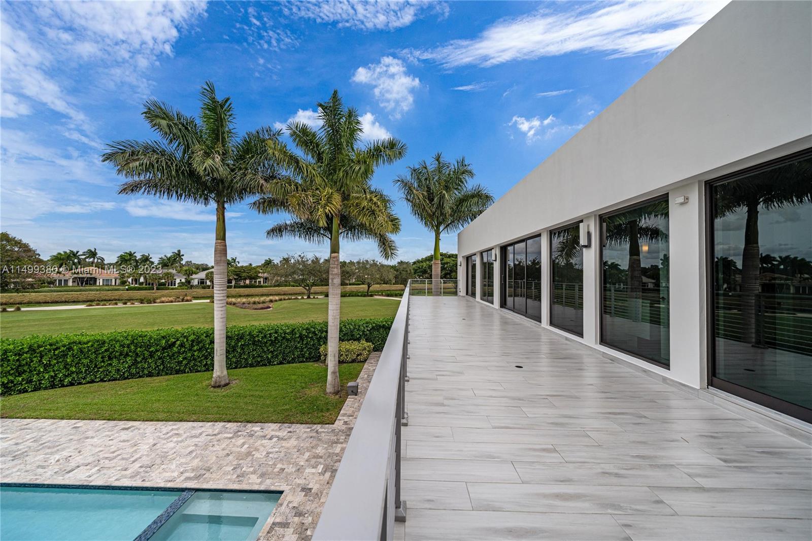 ST ANDREWS COUNTRY CLUB 5 - Residential