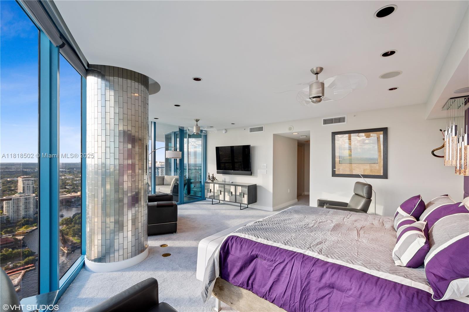 LAS OLAS RIVER HOUSE COND - Residential