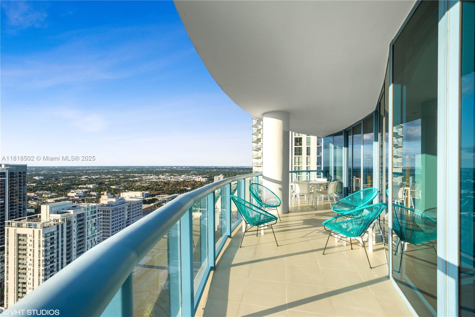 LAS OLAS RIVER HOUSE COND - Residential
