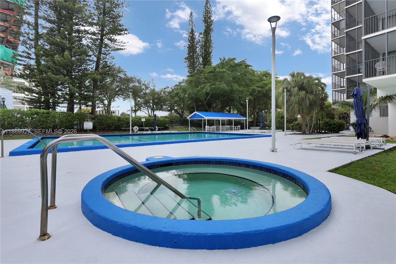 BONAVIDA CONDO - Residential